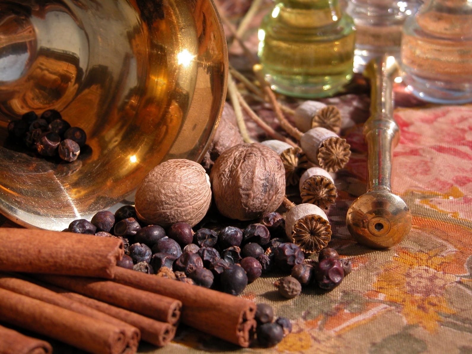 Tomatensauce und Gewürzmischungen